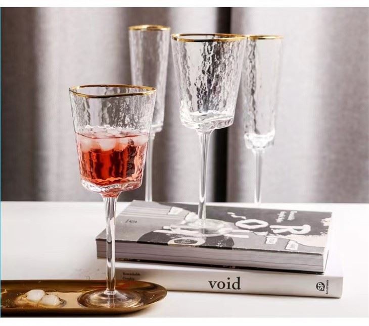 Triangle Red Wine Glass
